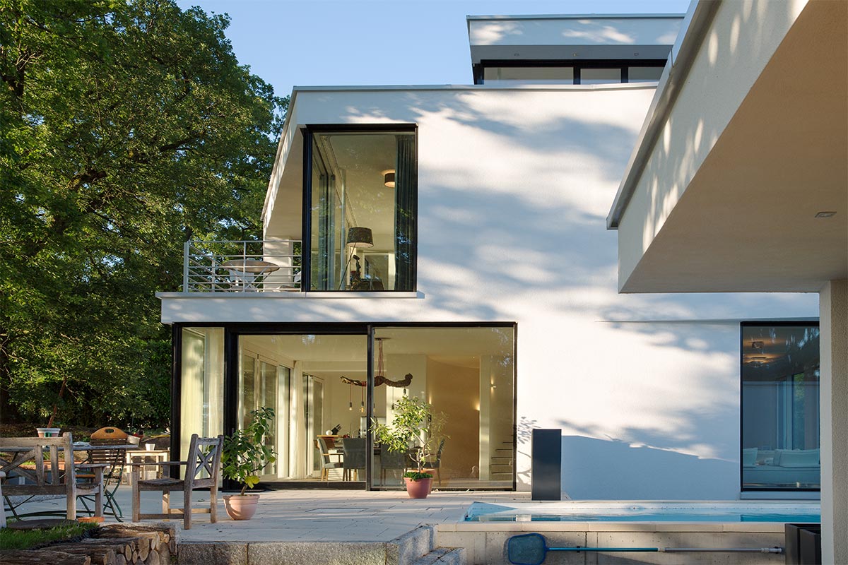 Zwillingshäuser über den Dächern Freiburgs